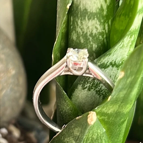 1/3 carat diamond ring